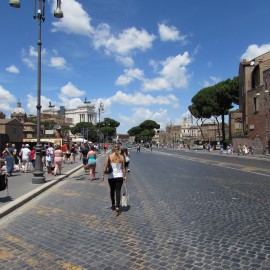 Roma, ad agosto via dei Fori Imperiali è pedonale